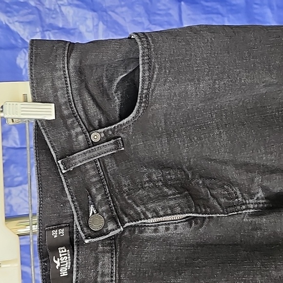 Black Hollister Jeans - Picture 3 of 4